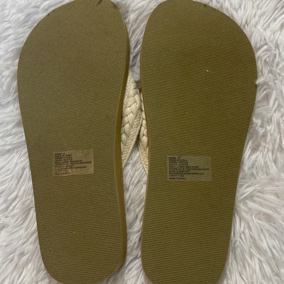 SO COMFY FOAM Sandals/FLIPFLOP - Tan and Cream WOMENS SIZE 6 - Picture 4 of 4